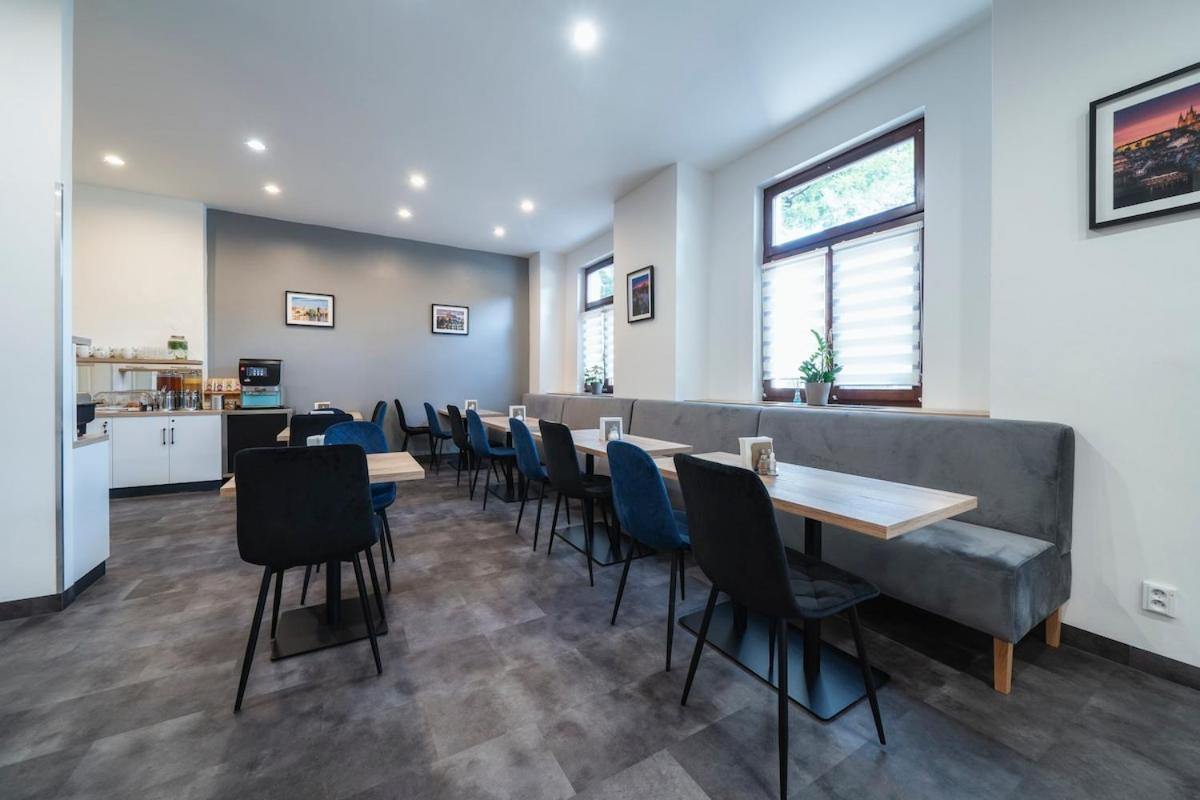 Family With 2 Bedrooms For Up To 4 People * Prague
